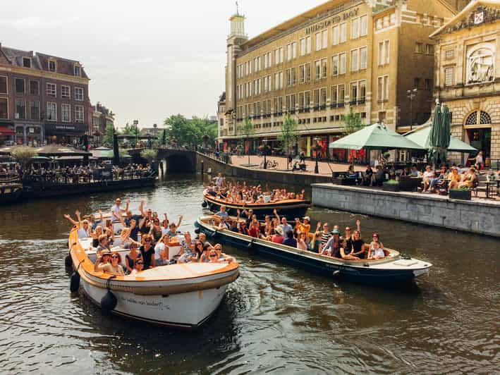 Leiden: Guided City Canal Cruise - Seeing Leiden from the city’s waterways