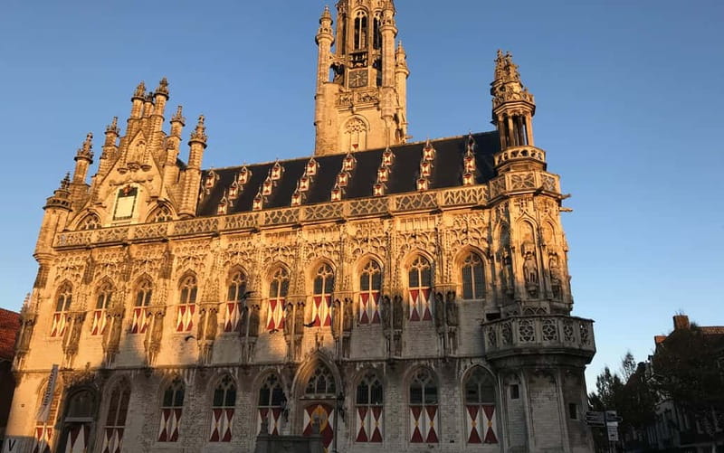 Middelburg: Guided Tour Townhall - Why Middelburg’s town hall is worth an hour