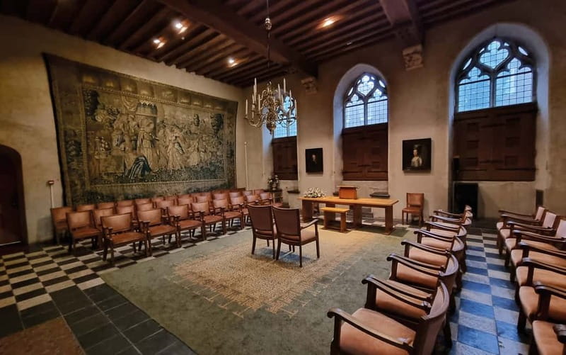 Middelburg: Guided Tour Townhall - The civic hall and the final part of the route