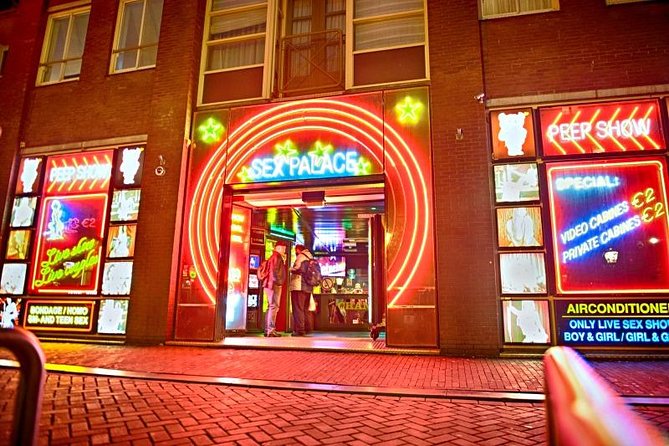 MUST DO: Amsterdam's Red Light District tour with a local - Meeting at Geldersekade 2 after dark
