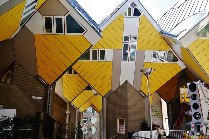 MUST DO: Rotterdam highlights & history with a local guide - Starting at Rotterdam Central Station