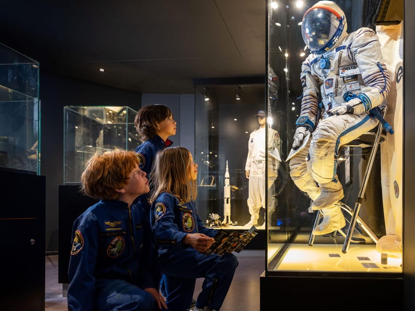 Noordwijk: Space Expo Entry Ticket - Life aboard the International Space Station