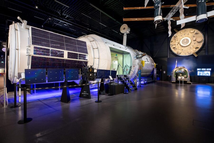 Noordwijk: Space Expo Entry Ticket - Mission control begins on Earth