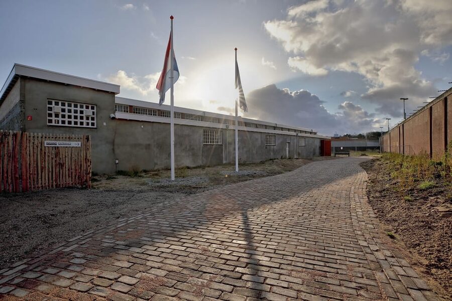 Oranjehotel World War II Prison Entrance Ticket - The staff and the tone of the visit
