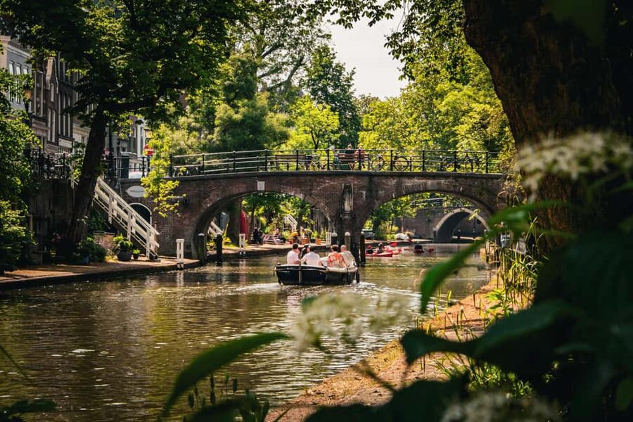 Our Utrecht City Tour (Limited group size & optional Lunch) - Domplein and the city’s biggest stories