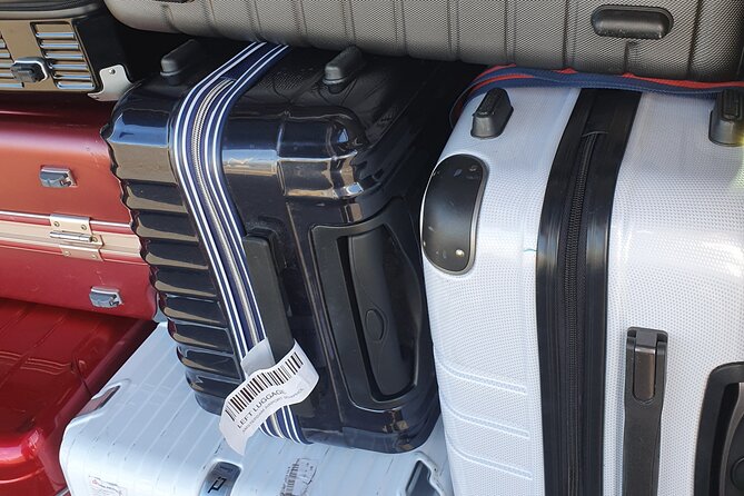 Private Airport Transfer to or from Schiphol Airport - A calm start or finish at Schiphol