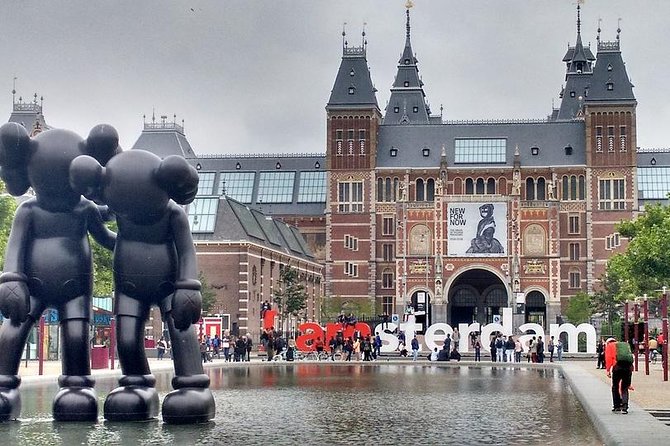 Private Amsterdam City Highlights Bike Tour (PRIVATE GUIDE) - Guides who shape the experience