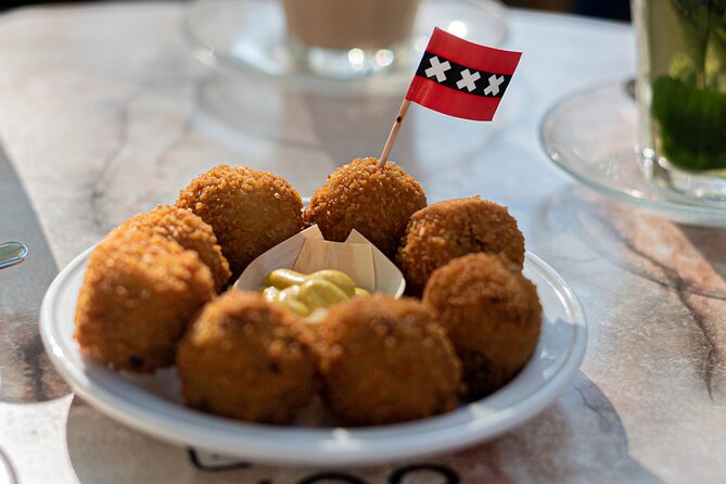 Private Amsterdam Red Light District and Food Tour (TOP RATED) - Walking through the Red Light District
