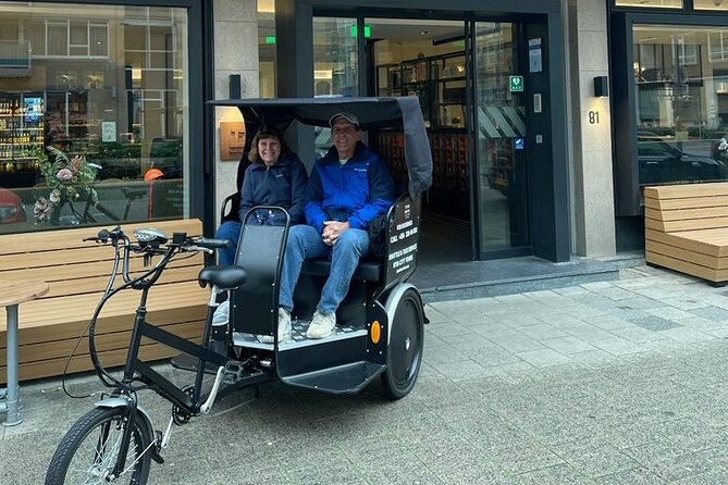Private Pedicab/Rickshaw Tour of Rotterdam With a Local Guide - Cube Houses and the Kijk-Kubus Museum-house
