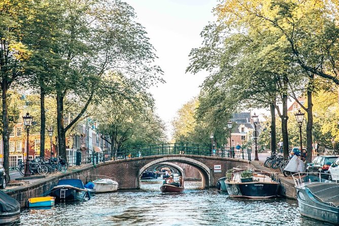 Private Romantic Canal Cruise Amsterdam with Bubbly and Snacks - Heated seats, blankets, and changing weather