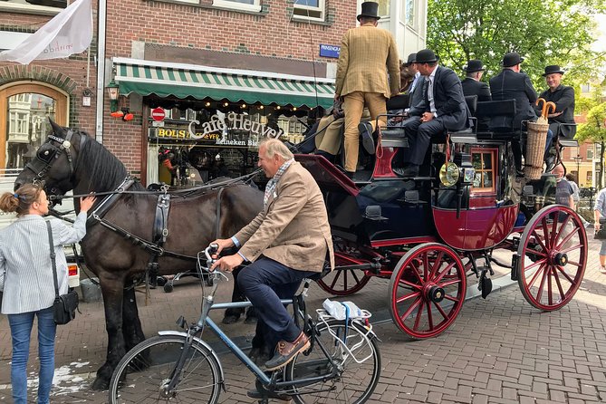 Private tour: Your own Amsterdam: walk through the old city - In ’t Aepjen, Dutch drinks, and old-house character