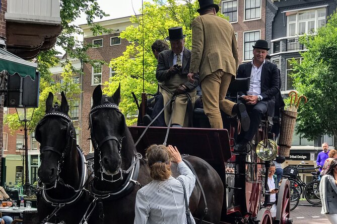 Private tour: Your own Amsterdam: walk through the old city - Nieuwmarkt and De Waag’s darker stories