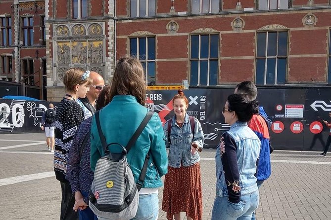 Private tour: Your own Amsterdam: walk through the old city - St. Nicholas Basilica and the Catholic Protestant divide