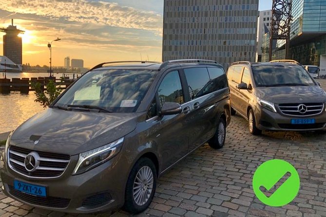 Private transfers from or to Schiphol (AMS) airport Amsterdam - Flight tracking takes the worry out of delays