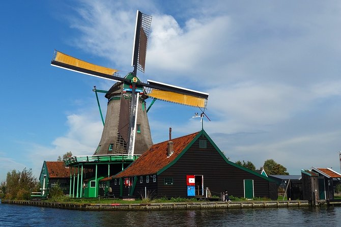 Private Tulip Fields, Windmills and Cheese Tour from Amsterdam - Keukenhof brings the big spring spectacle