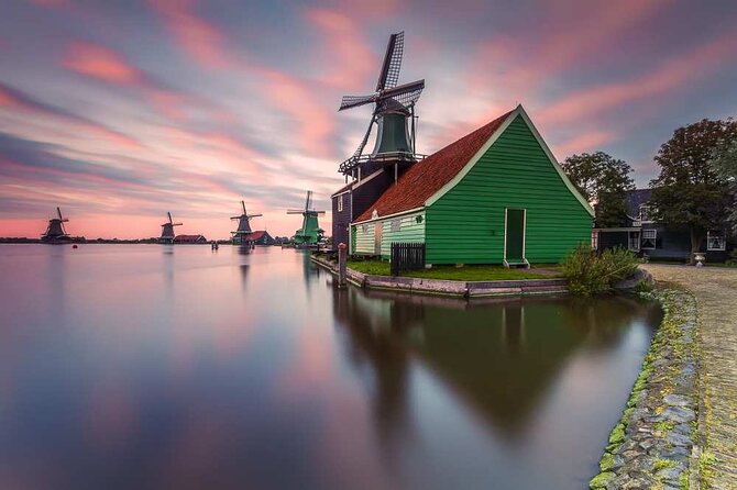 Private Zaanse Schans & Volendam Tour: Windmills, Cheese & Clogs - Vehicle comfort and pickup across Amsterdam