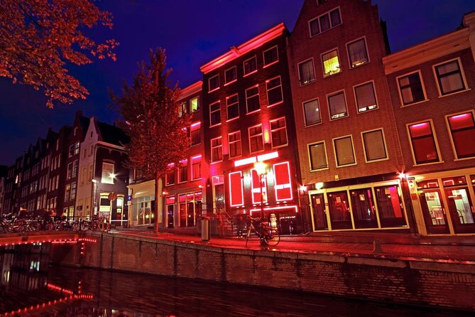 Red Light District Tour by Locals, Small Group (approx 4) - Key points before you book