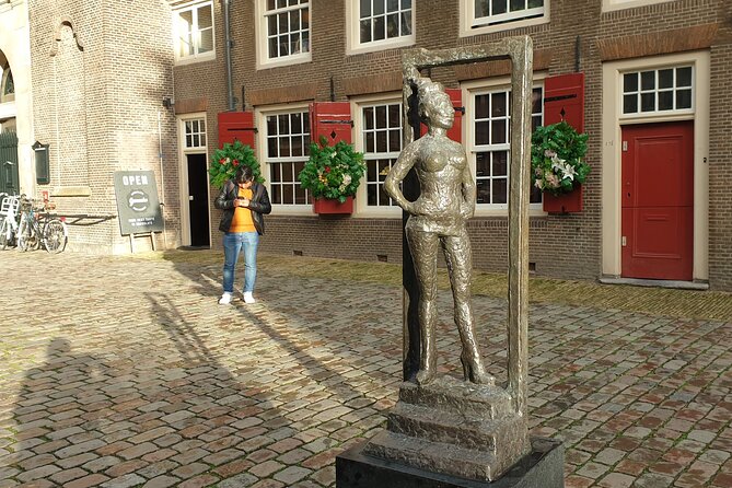 Red Light District Tour by Locals, Small Group (approx 4) - The colorful street, Chinatown, and gay bars