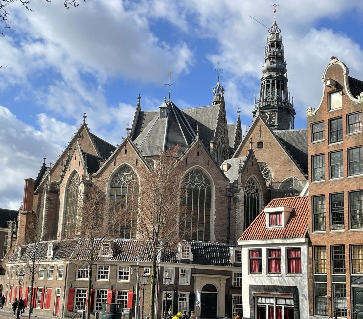 REDKULT: Red Light District & Historical City Center - Who will enjoy this Amsterdam walk?
