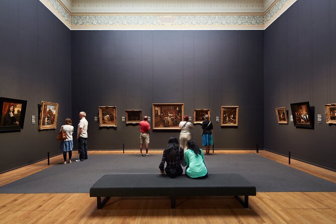 Rijksmuseum Amsterdam and Canal Cruise with Snackbox - Entering the Rijksmuseum at your reserved time