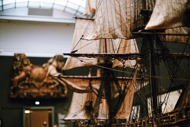 Rijksmuseum Amsterdam Exclusive Guided Tour w/ Reserved Entry - Rembrandt, Vermeer, Van Gogh, and the famous works