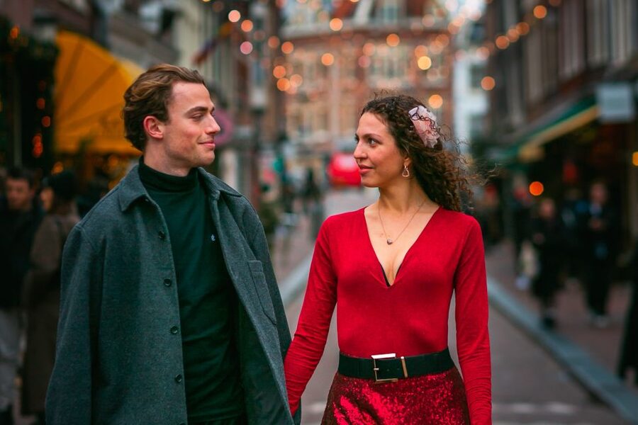 Romantic Photoshoot Experience for Couples in Amsterdam - Why the 9 Straatjes works so well for romantic photos