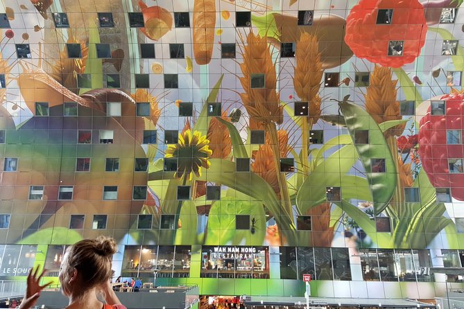 Rotterdam Bike Tour - all the Highlights - Laurenskerk and the bombing of Rotterdam