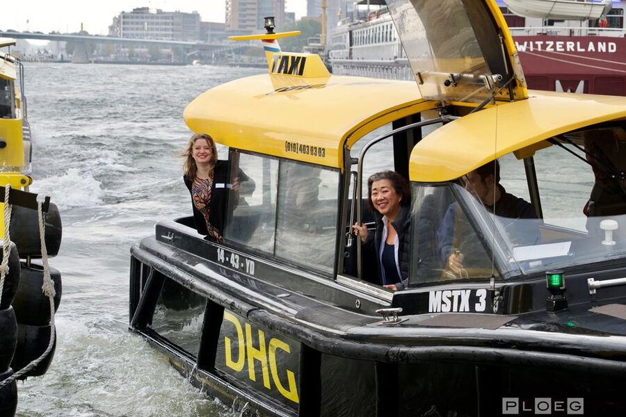 Rotterdam: De Rotterdam, Cube Houses, Watertaxi and Markthal - The rooftop of Het Witte Huis