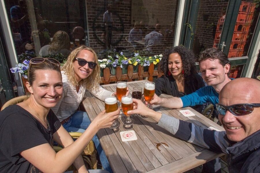 Rotterdam: Guided Walking Food Tour - Starting with Dutch favorites, not museum pieces