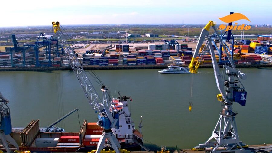 Rotterdam: Harbor Sightseeing Cruise - The audio guide: useful, clear, and a little slow