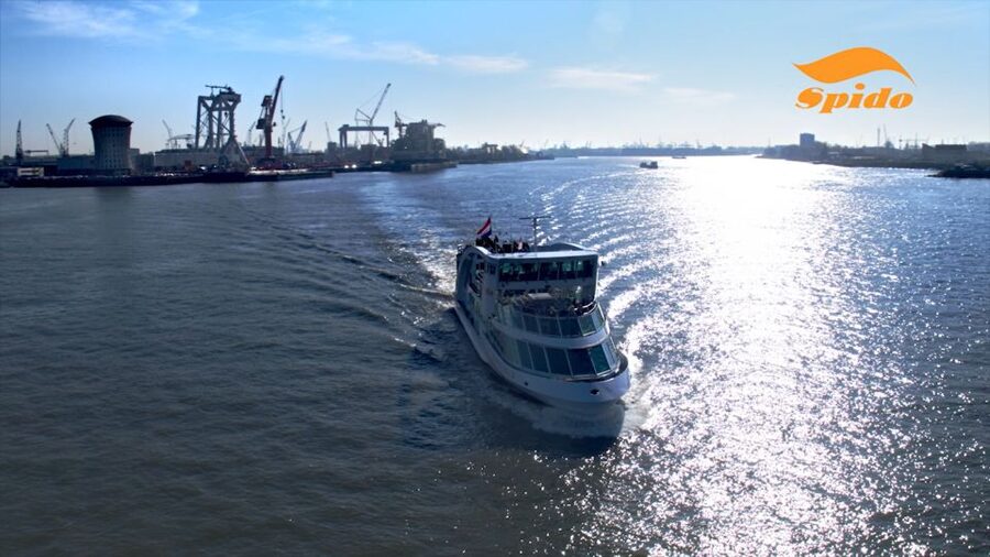 Rotterdam: Harbor Sightseeing Cruise - From Willemsplein to the working docks