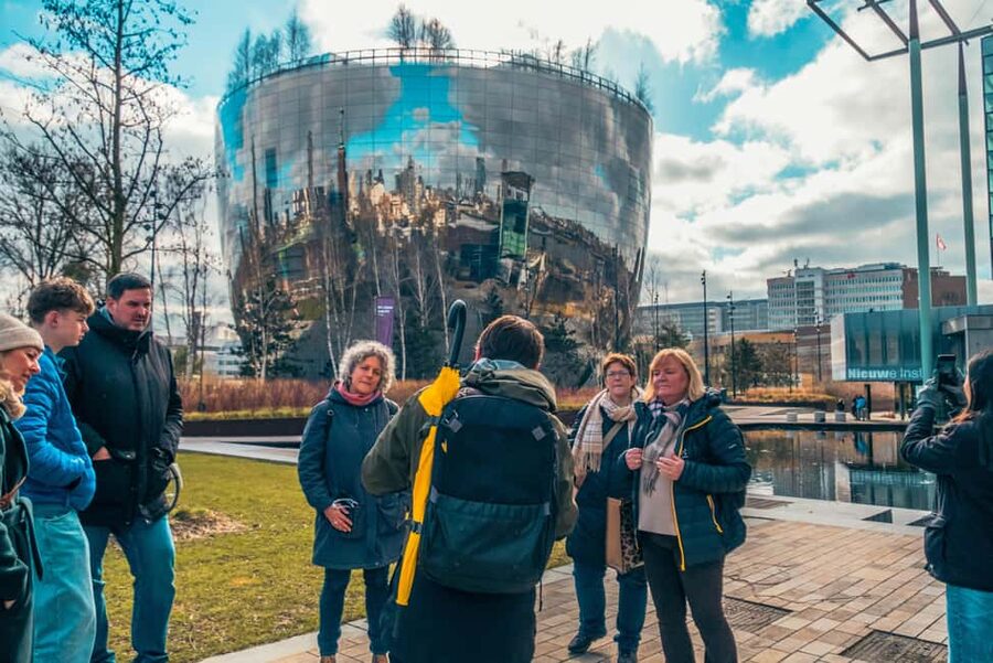 Rotterdam: Highlights & Gems Walking Tour with Dutch Local - Markthal, the best place to finish hungry