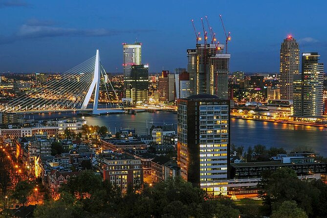 Rotterdam Must Do Tour: Highlights, History, WW2 and Architecture - Starting at Rotterdam Centraal and the Groot Handelsgebouw