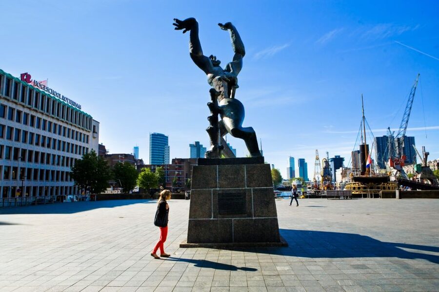 Rotterdam Walking Tour and Harbor Cruise - Is $188 per person a fair price?