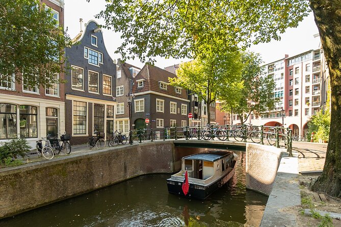 Small Group Boutique All-Inclusive Tour (max 12 p) With Captain - Through the Jordaan’s flower-named streets