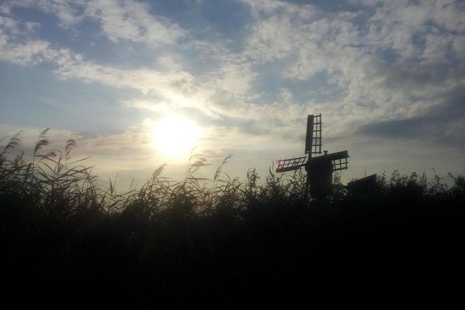 Small-Group Guided Sunset Canoe Tour in Waterland with Dinner - What makes this different from an Amsterdam day tour