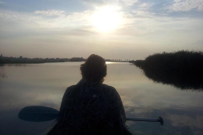Small-Group Guided Sunset Canoe Tour in Waterland with Dinner - Practical details that matter