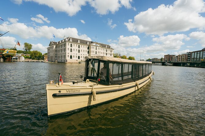 Small-Group Luxury Canal Cruise with Local Skipper - Amsterdam’s most romantic bridge