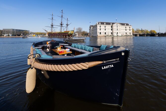 Small-Group Luxury Canal Cruise with Local Skipper - Should you pay for the drinks upgrade?