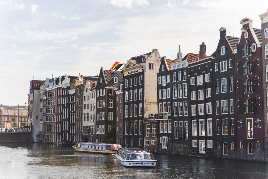 Small-Group Walking Tour with Amsterdam Canal Cruise - The Flower Market and Muntplein finish the walk