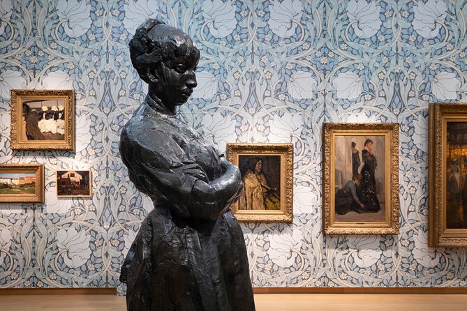 Stedelijk Museum Amsterdam: Modern and Contemporary Art - From Van Gogh and Chagall to Warhol and Kusama