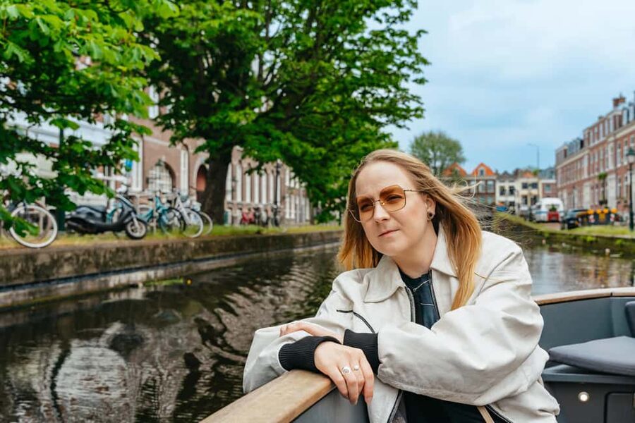 The Hague: Canal Cruise with music from local artists - Who should book this canal cruise?