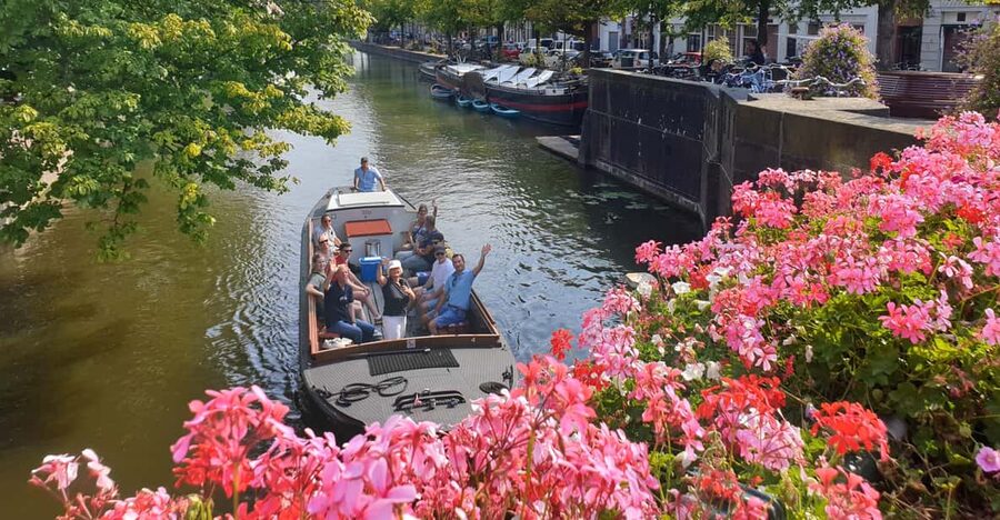 The Hague: City Canal Cruise - What you see during the 1.5-hour route