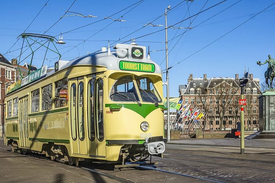 The Hague: Hop-on Hop-off Old-Fashioned Heritage Tram Tour - Riding the full circuit first