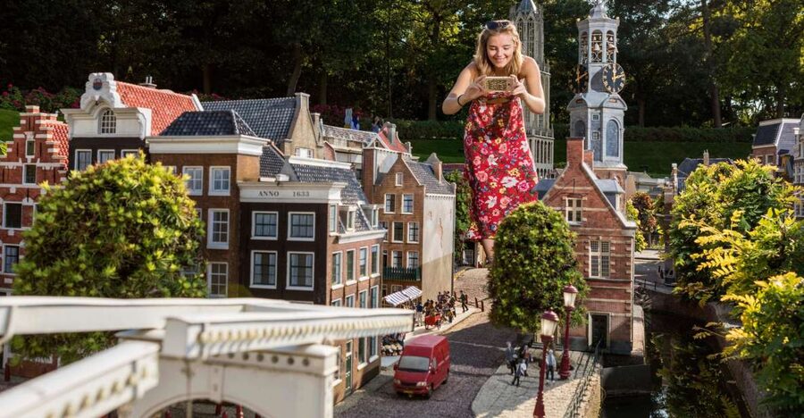 The Hague: Madurodam Miniature Park Entry Ticket - Food, weather, and how long to stay