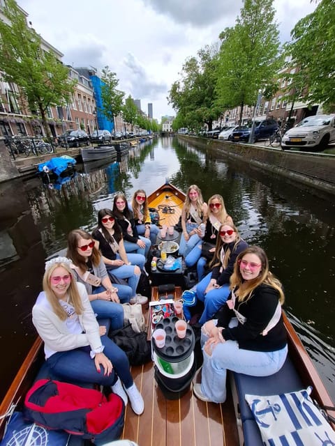 The Hague: Private Boattour up to 10 persons - Who will enjoy this cruise most