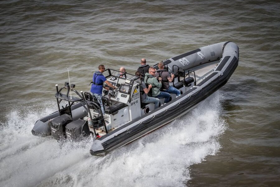 The Hague: Scheveningen Beach RIB Speedboat Tour - Spray, sharp turns, and the question of comfort