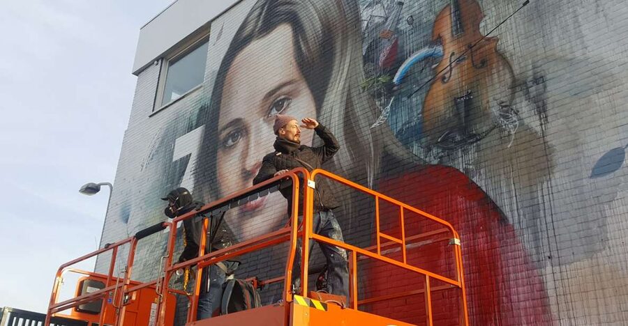 The Hague: Street Art Tour by Bike - What the guide adds to the paintings