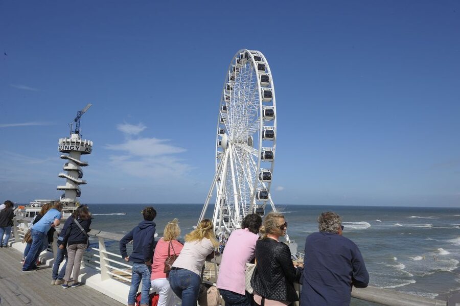The Hague: The Pier SkyView Ticket with Drink and Snack - Fitting SkyView into a Hague day