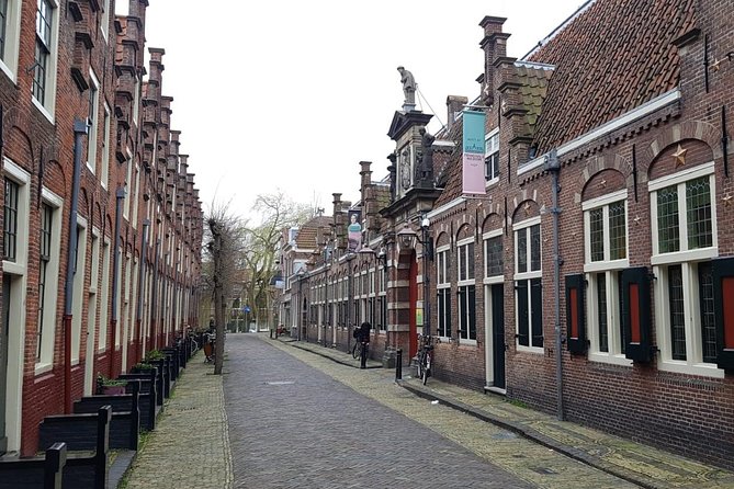 The rise of Haarlem: Culture, History, Art and Architecture Walking Tour - Hofjes and the quiet side of Haarlem